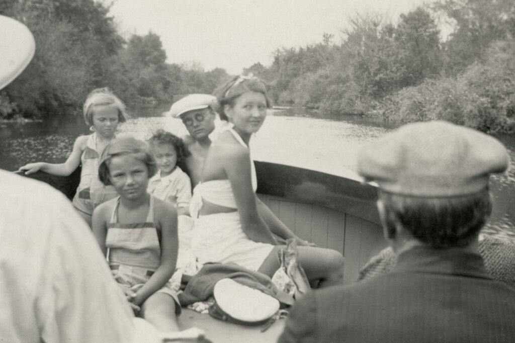 Historic photo of family aboard Jungle Queen