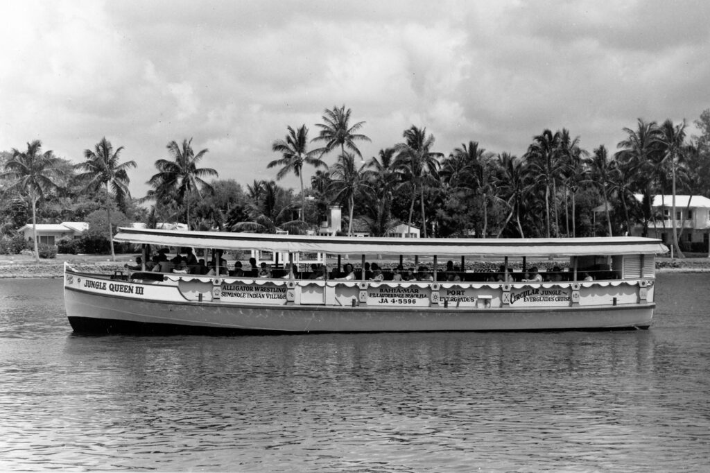Historic photo of Jungle Queen III on New River